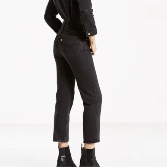 Levi's REVOLVE Altered Straight Leg Black Jeans Distressed Size 27 - Picture 12 of 14